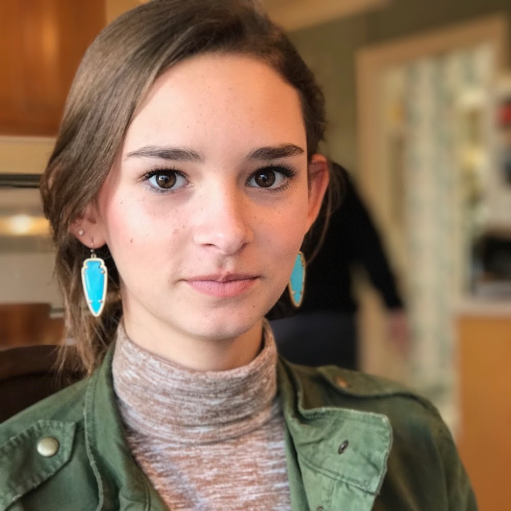 Meet your Posher, Julia