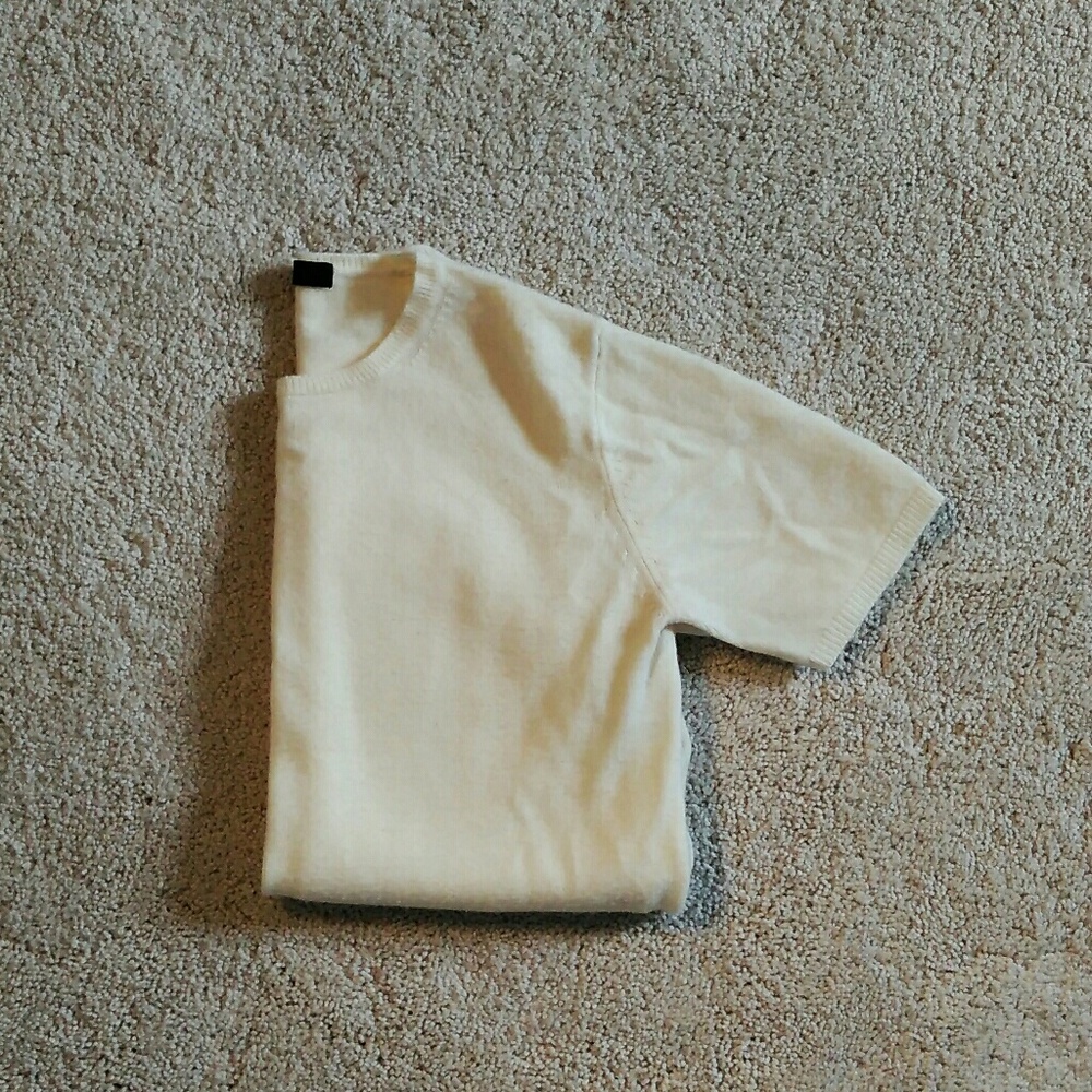 SOLD Vintage Short Sleeve Sweater