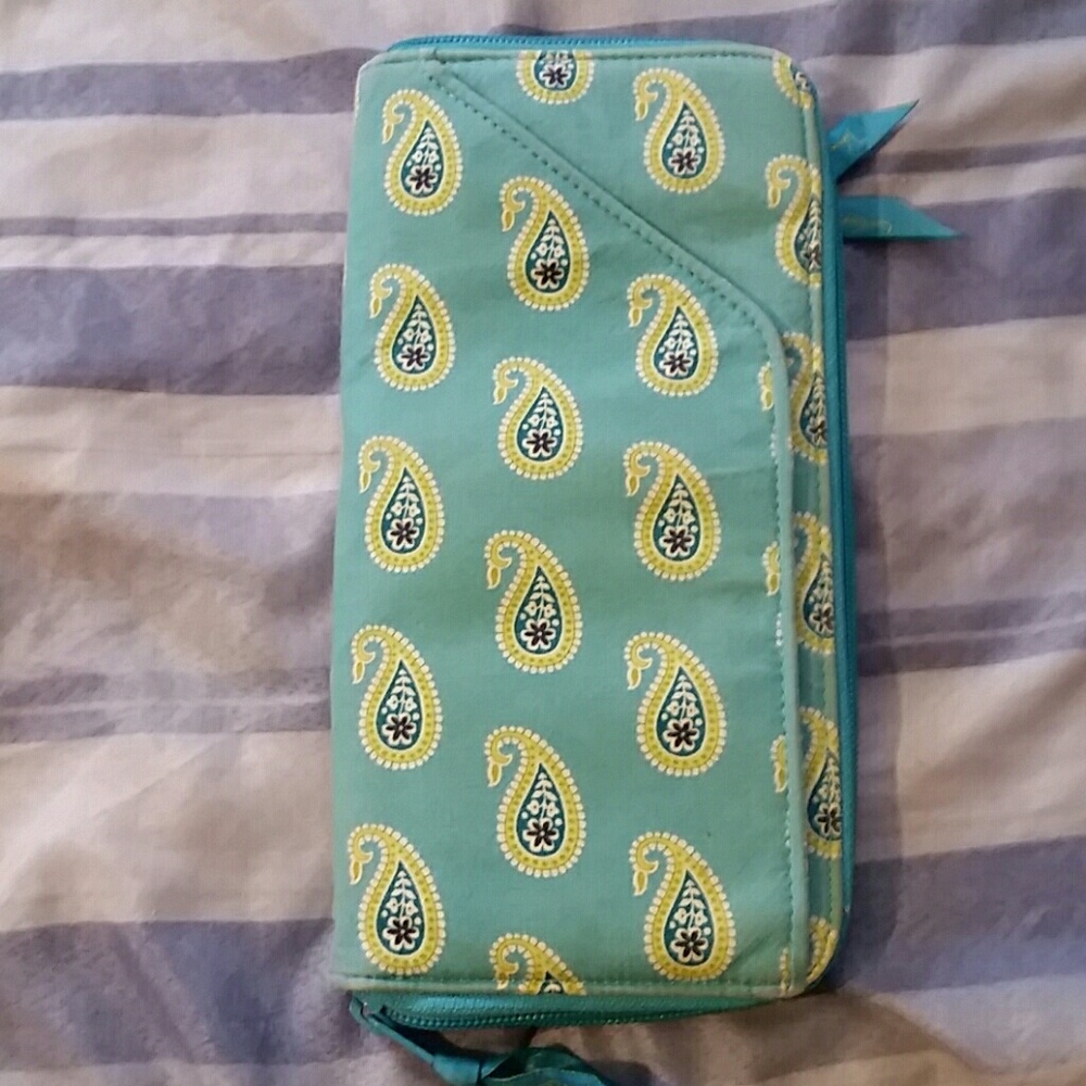 Vera Bradley wallett
