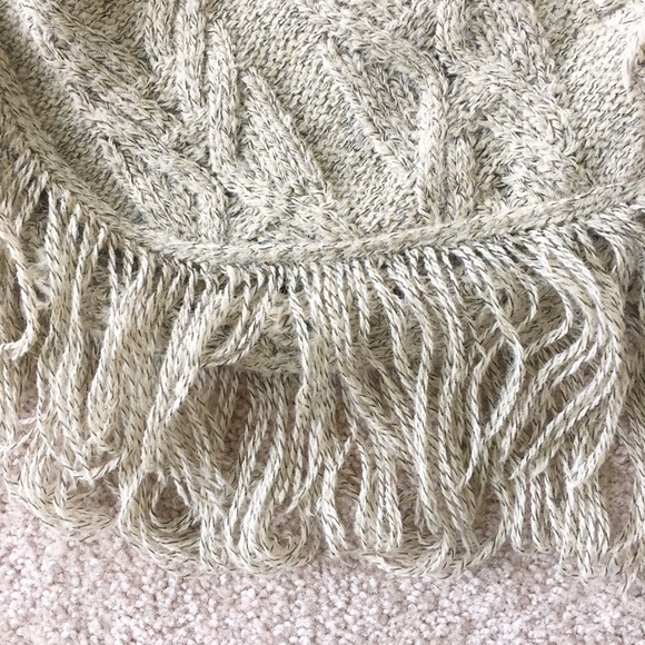 TCEC tan sweater - Picture 4 of 4