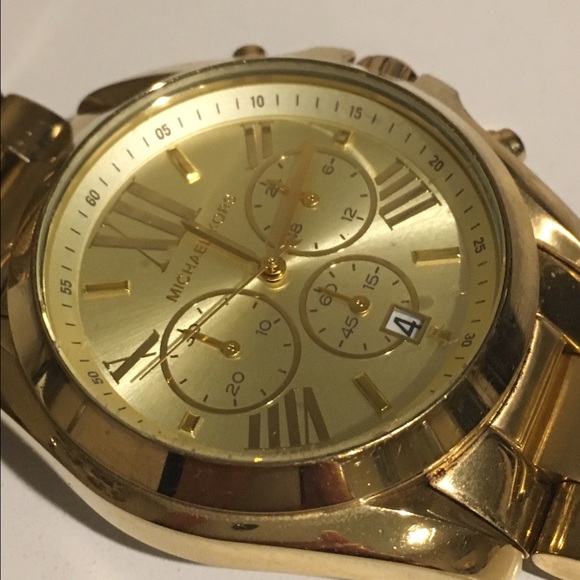Michael Kors Oversized Runway Watch -Gold