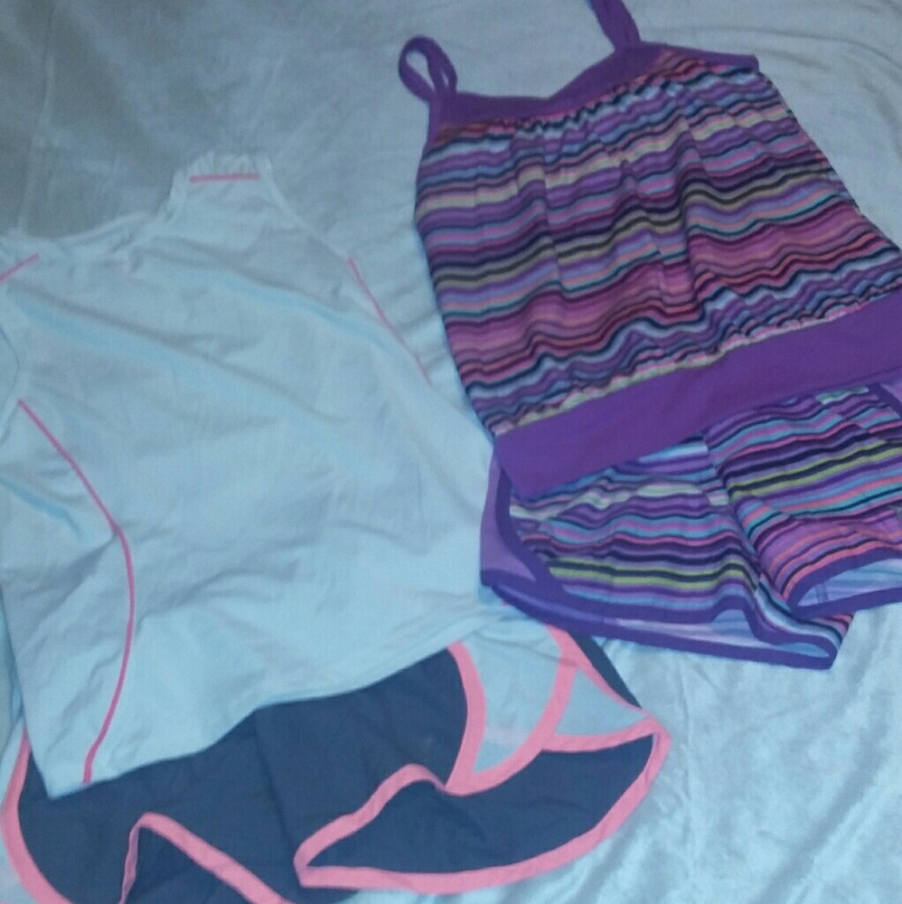 2 old Navy active outfits
