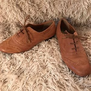 Real Leather vintage lace up flats