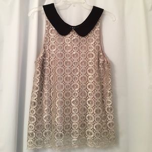 LIV Los Angeles silver lace top. Size S/P.