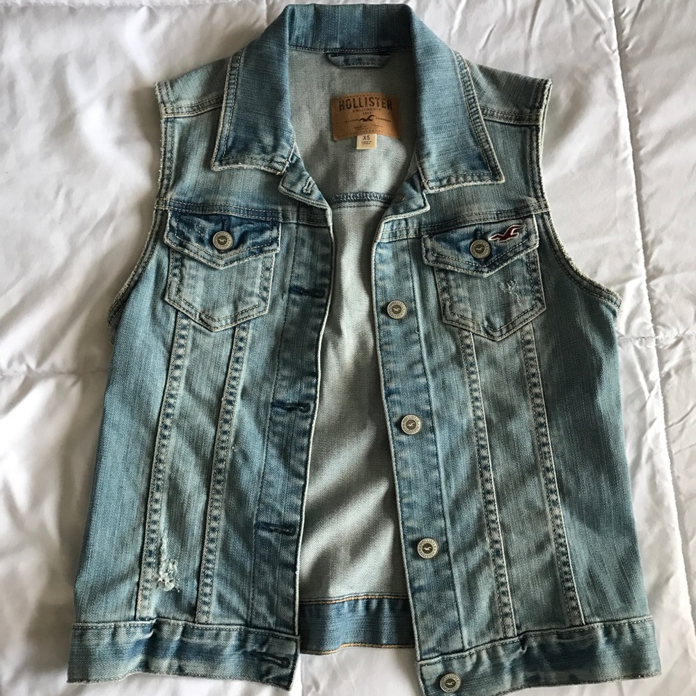 Hollister jean vest