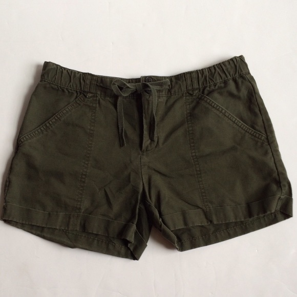 GAP Pants - Gap shorts Olive Green