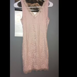 Lace bodycon dress