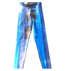 BlackMilk Tardis Leggings