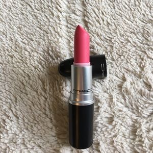 MAC lipstick PANDEMONIUM ~ retro matte lipstick