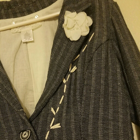 Cute blazer - Picture 3 of 4