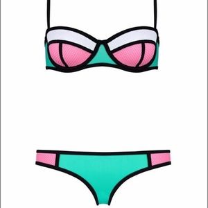 NEW Triangl Swimsuit - Style: Poppy Flamingo Fling