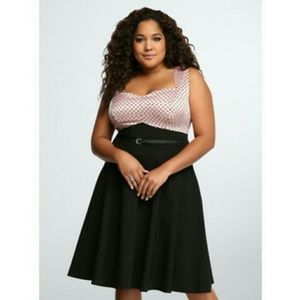 BNWT ♡♡ Retro Chic Pink Polka Dot Swing Dress