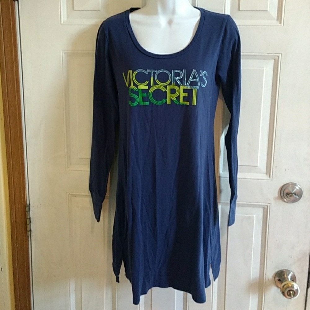 VS nightgown