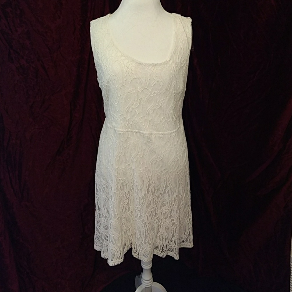 DGNY plus size white lace dress