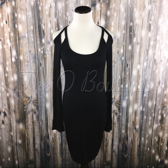 🎉CLEARANCE🎉 Black Long Sleeve Cut-Out Mini Dress - Picture 5 of 7