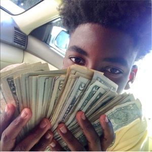 Meet your Posher, Kameron