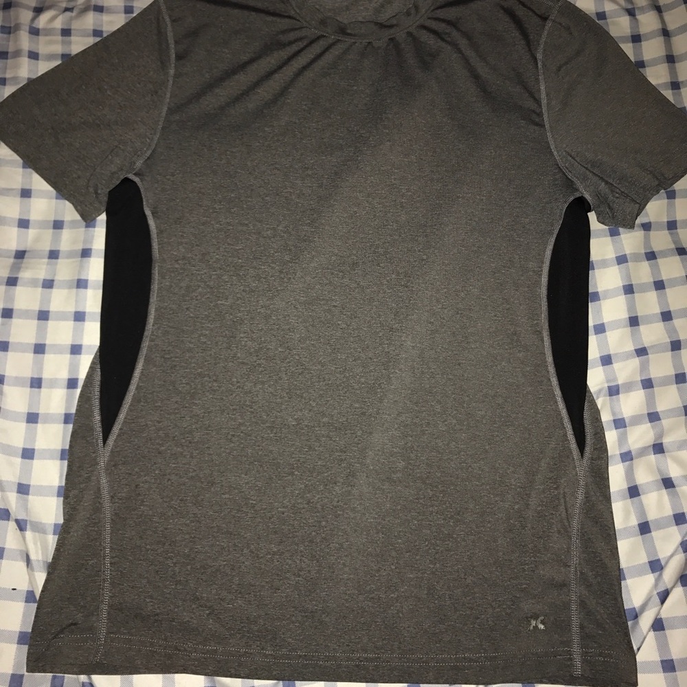 Xersion gray athletic shirt