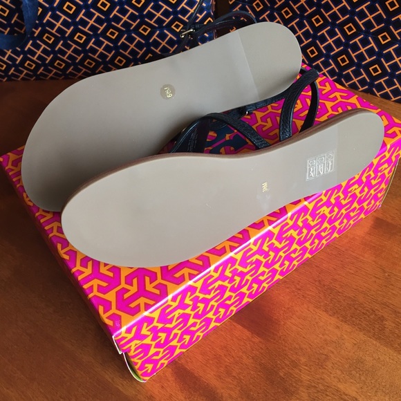 NIB TORY BURCH SANDALS - Picture 4 of 5