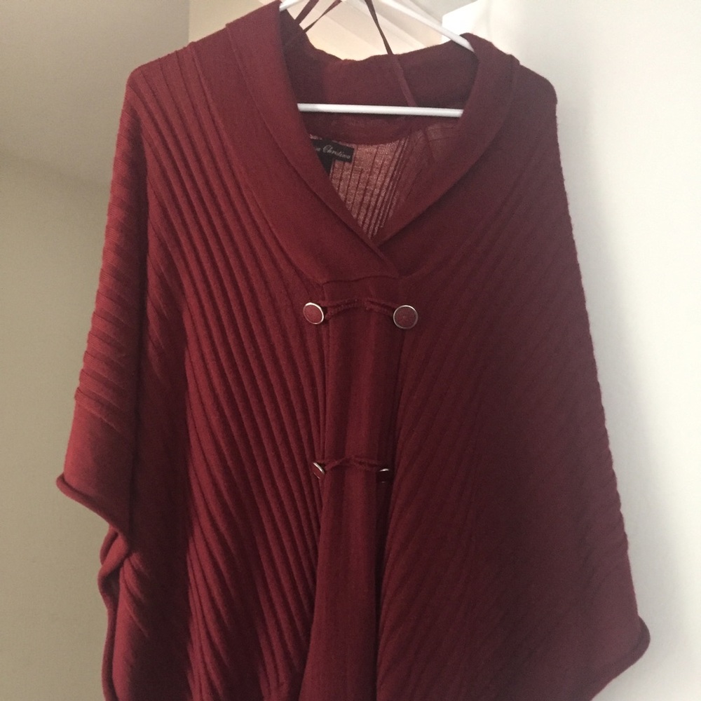 Super Cute 😍 Maroon Poncho