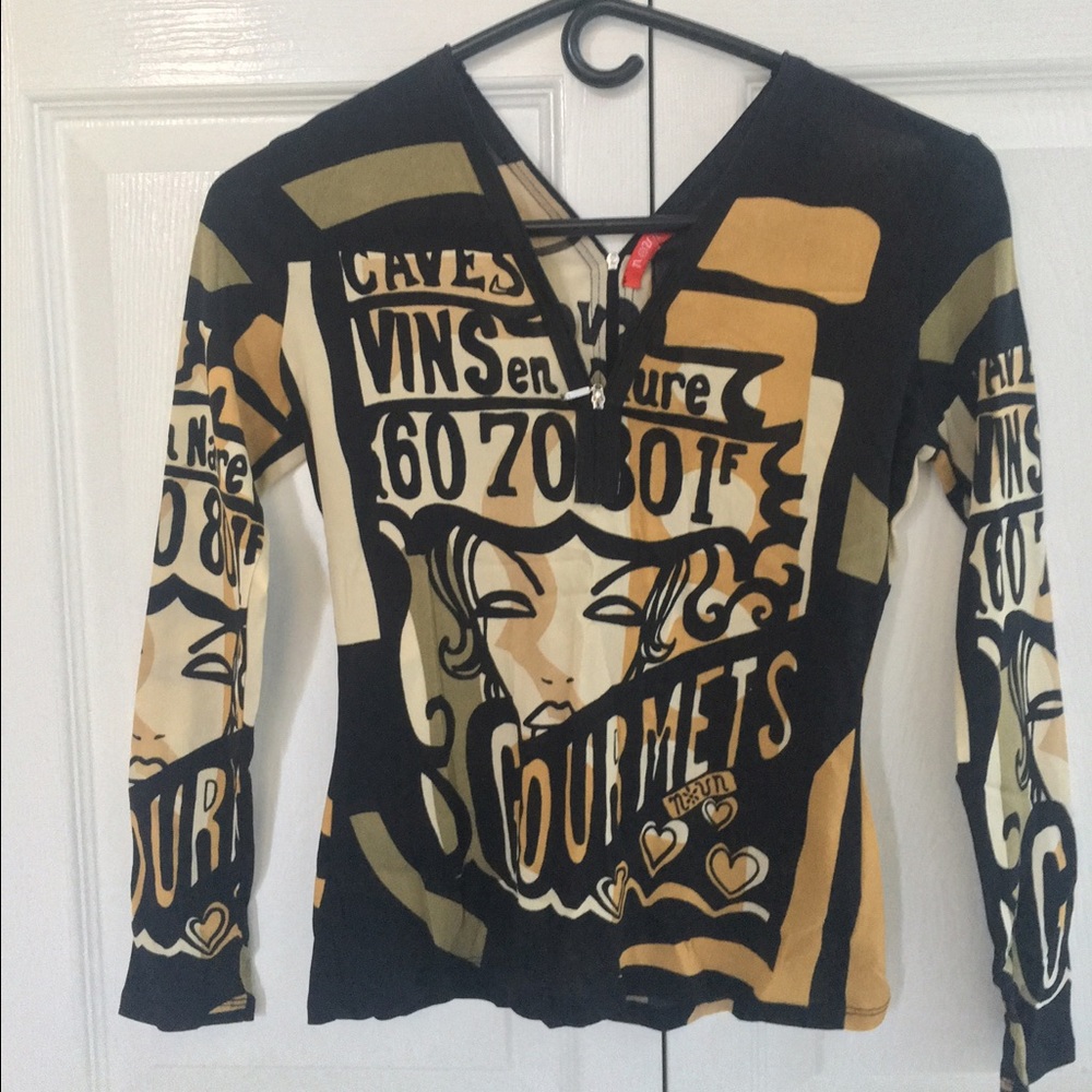 Noun Women's shirt
