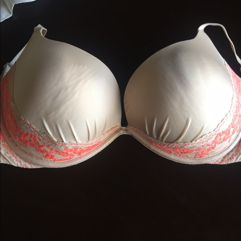 Victoria's Secret  Bra🎉🙌🏻