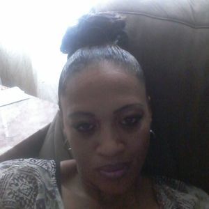 Meet your Posher, Roxanne