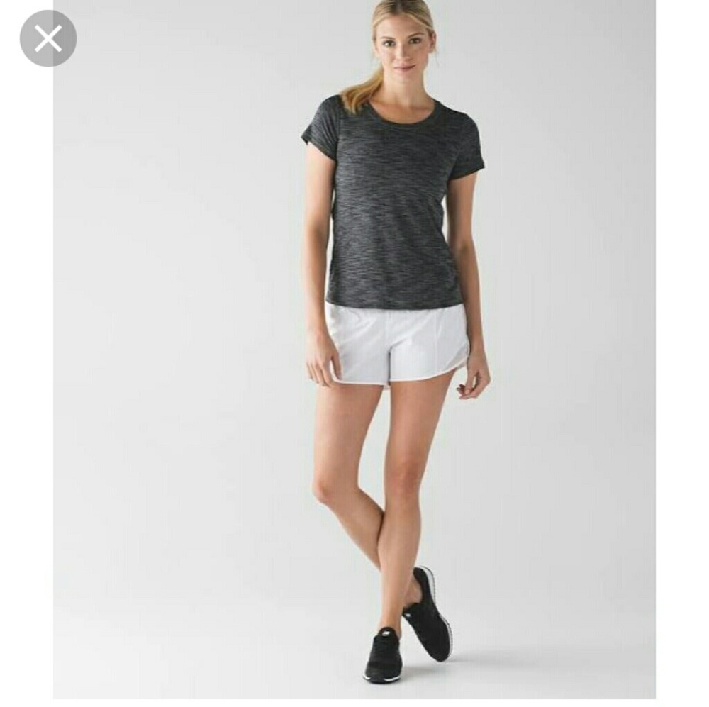 Lululemon Hotty Hot Skirt ll.   (Tennis) Size: 10