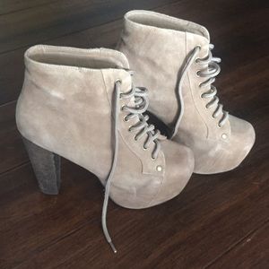 Jeffrey Campbell size 6