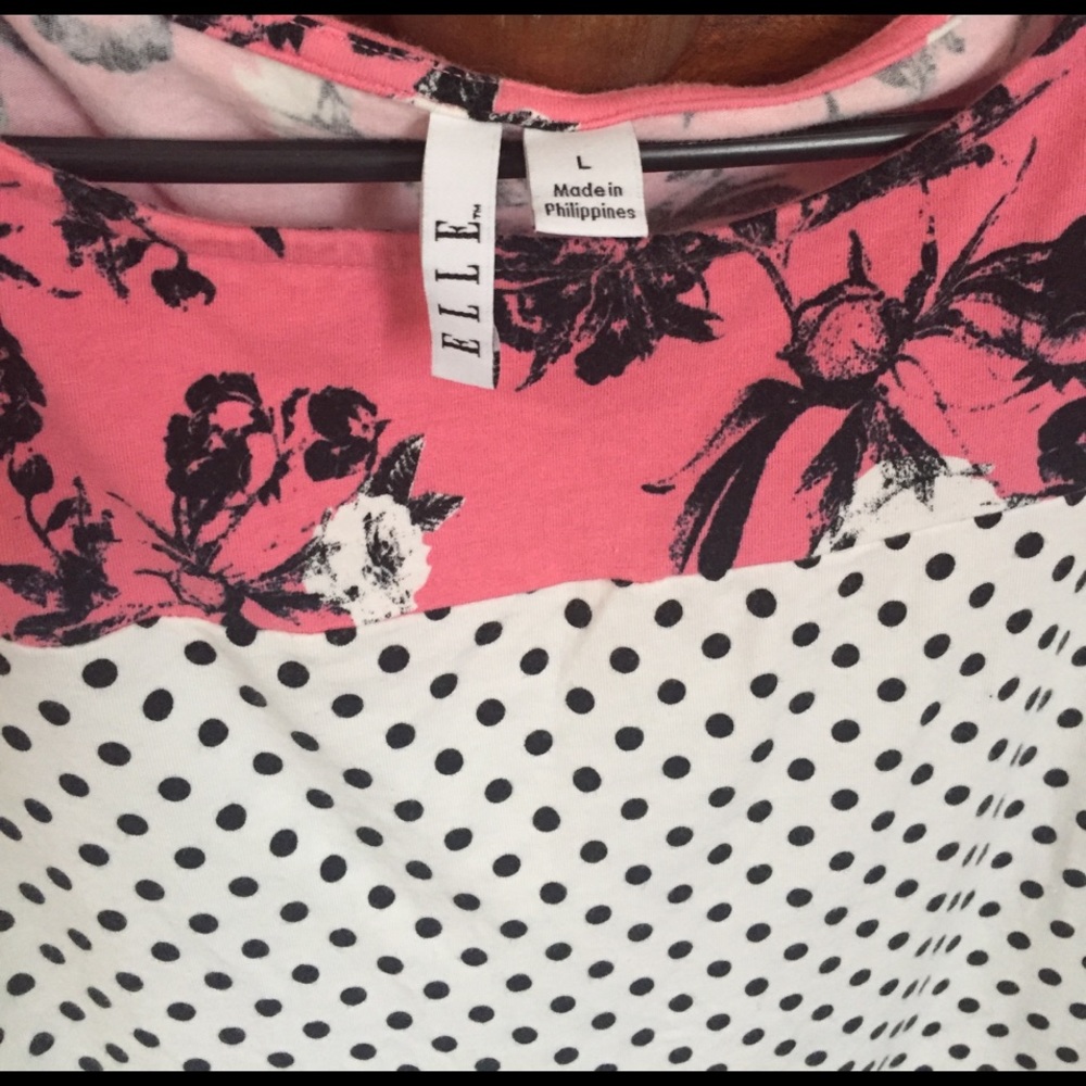 3/4 sleeve polka dot and flower print top - Picture 2 of 2