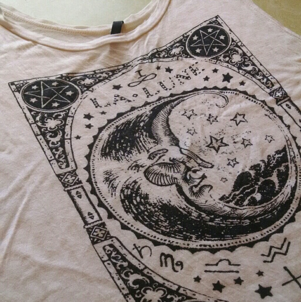 La Lune Graphic Crop Top