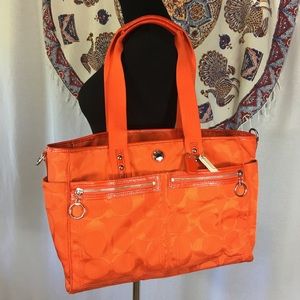🍊 ¡¡SALE!! Coach Tangerine Weekender, Diaper Bag?