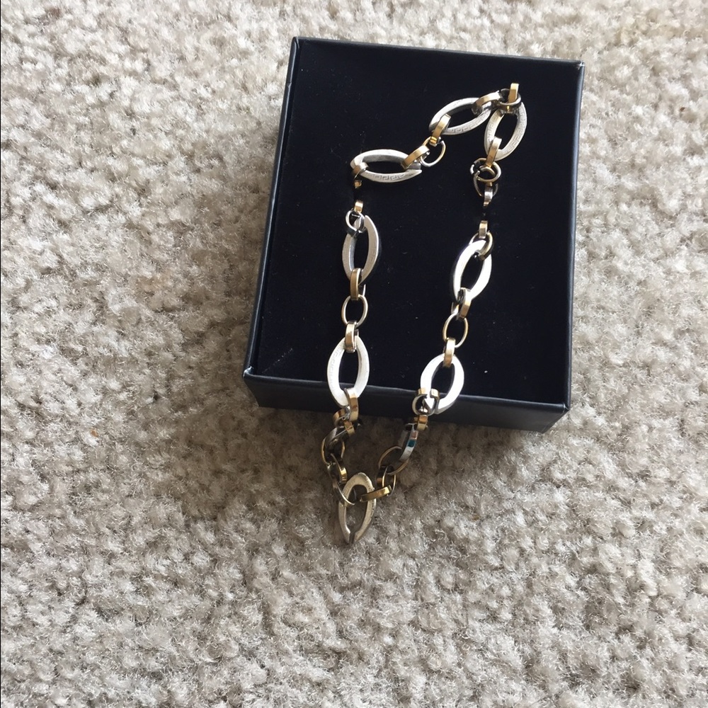 Neckless - Picture 2 of 2