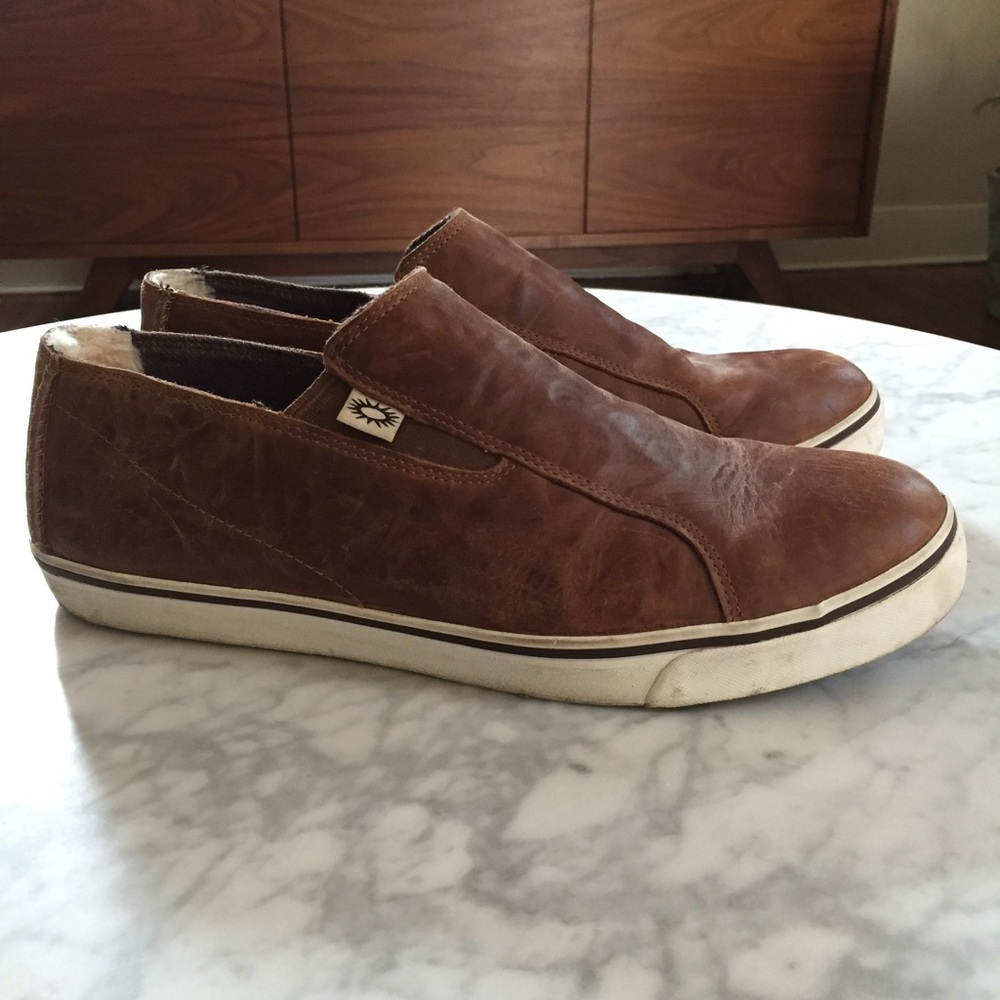 UGG men's Bracken shoes size 10.5