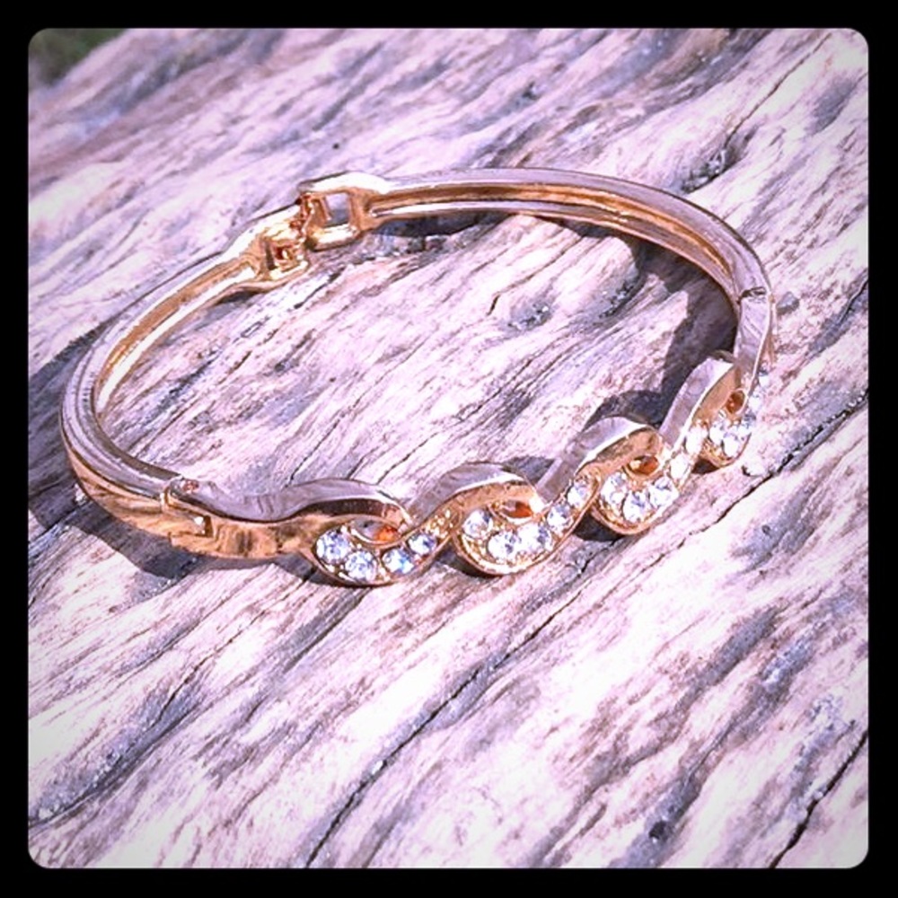 Pave Hinge Bracelet