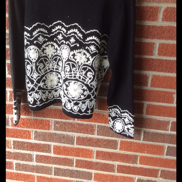 Susan Bristol lace design sweater Size L - Picture 3 of 7
