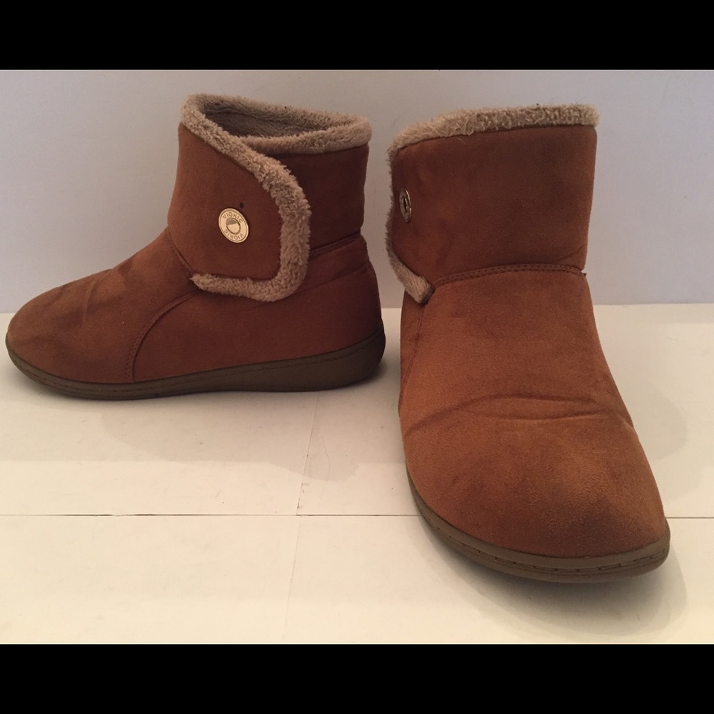 Vionic boot slipper w orthotic inbuilt insole