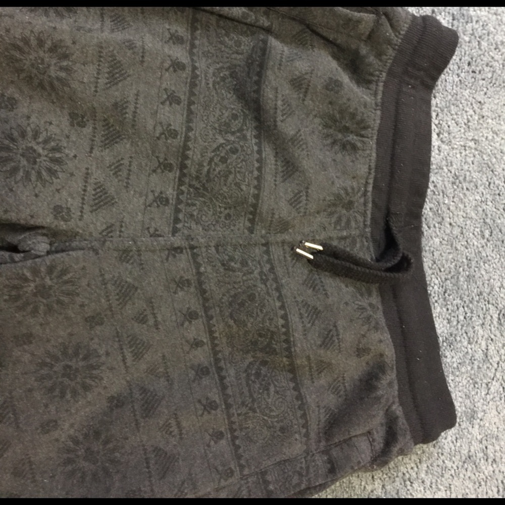 Sweatpants - Picture 2 of 4