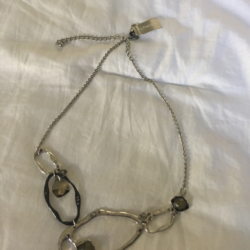 Necklaces - Picture 3 of 4
