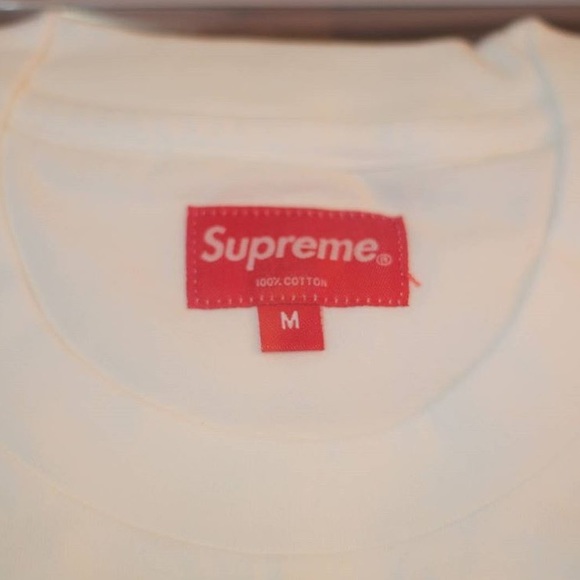 SOLD: Supreme Small Box Tee - Picture 4 of 4