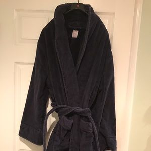 Brooks Brothers men's Supima robe.