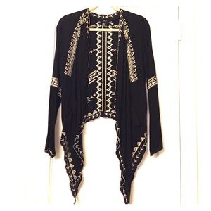 Black long sleeve sweater/jacket