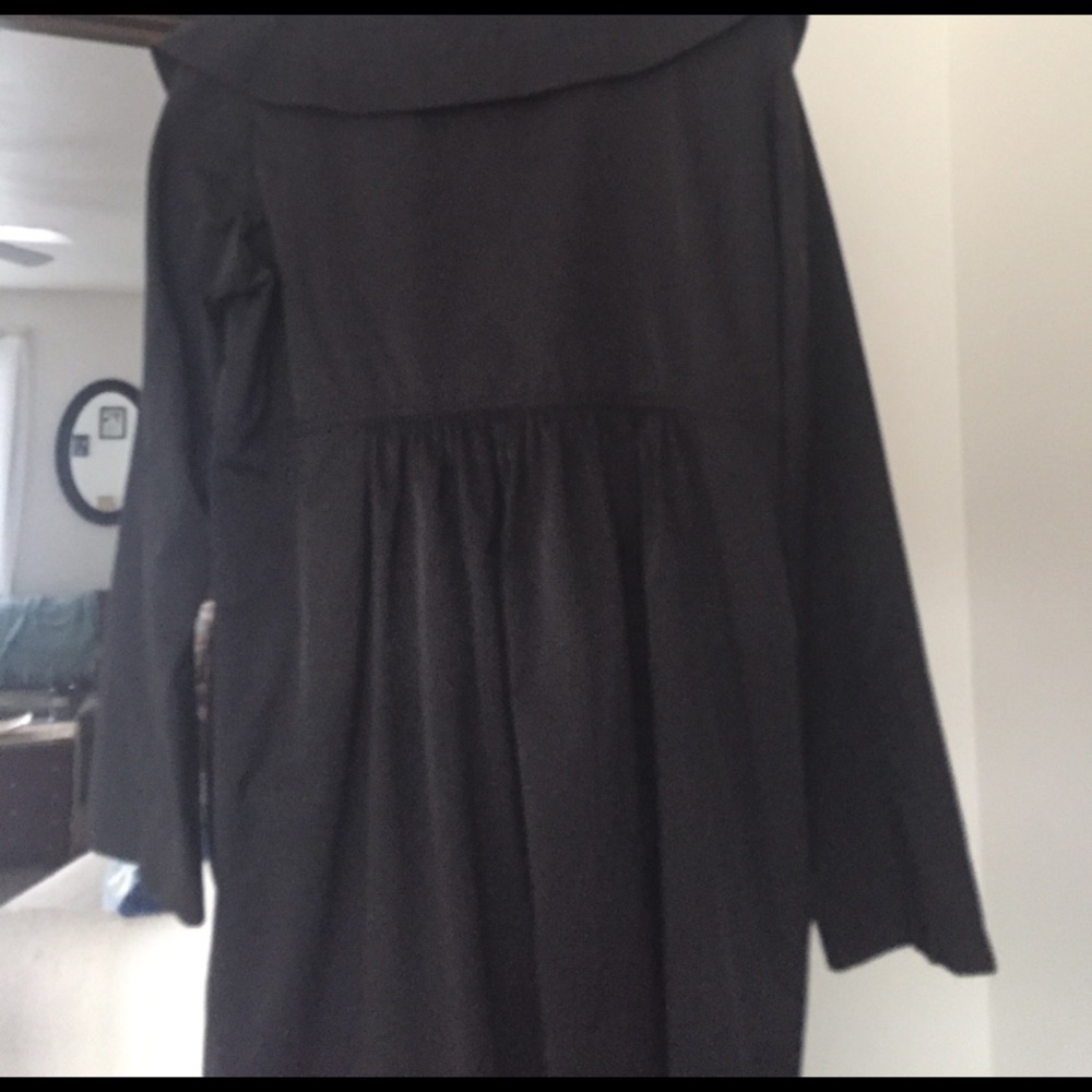 Black spring coat - Picture 3 of 3