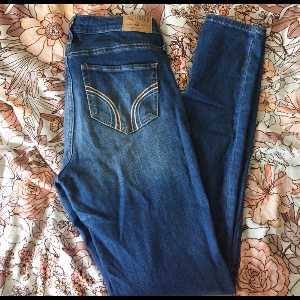Hollister jeans 27w