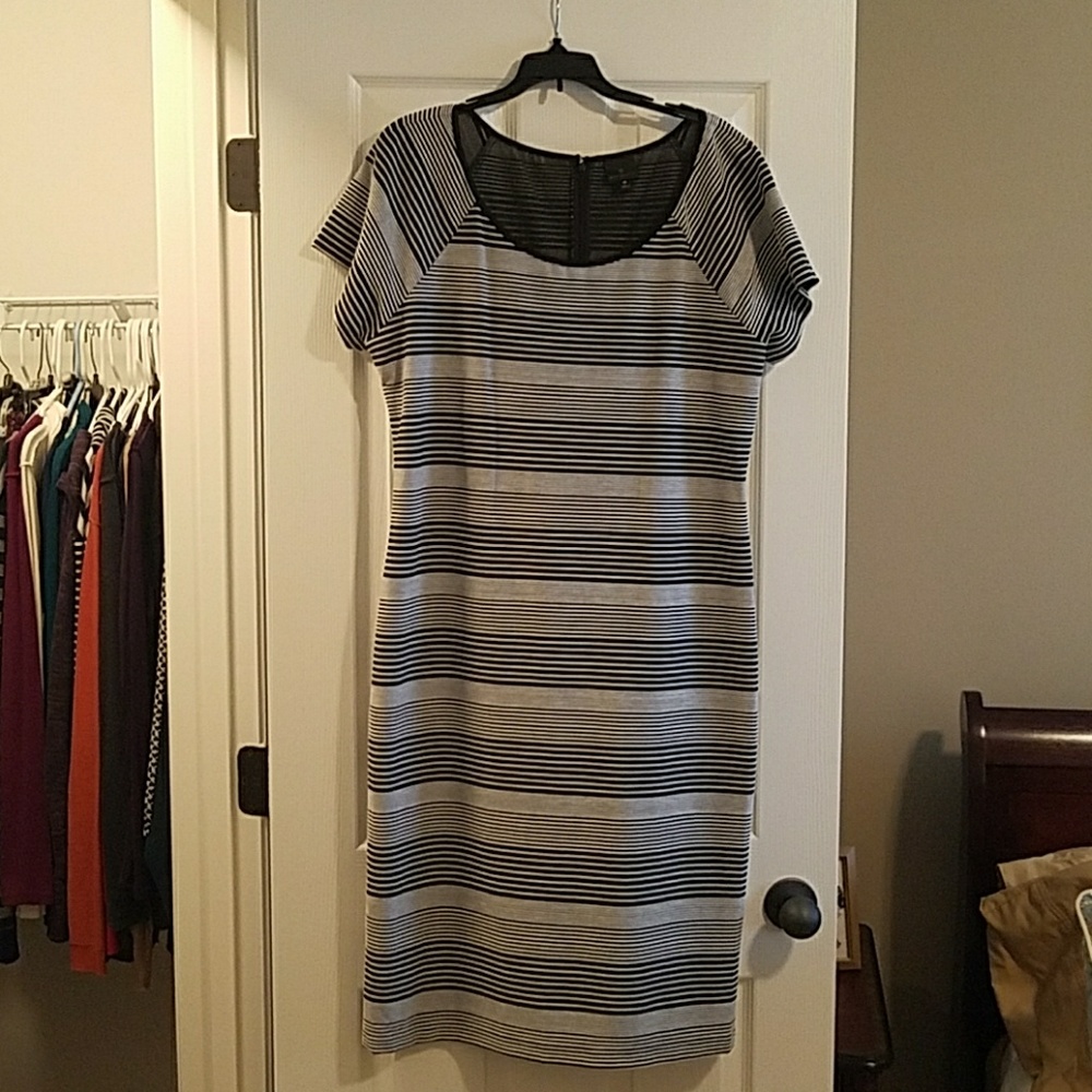 Worthington Bodycon Style Dress