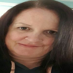 Meet your Posher, Michele