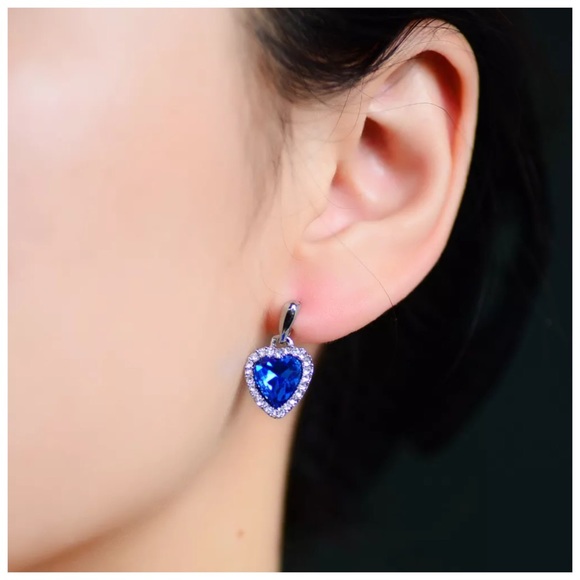 Swarovski Crystals Mycah Blue Heart Earrings - Picture 4 of 4
