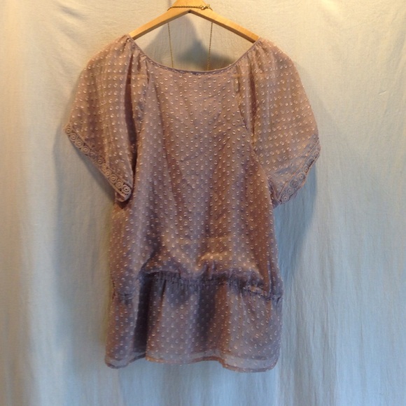 Beautiful peasant top with crochet detail - Picture 4 of 4