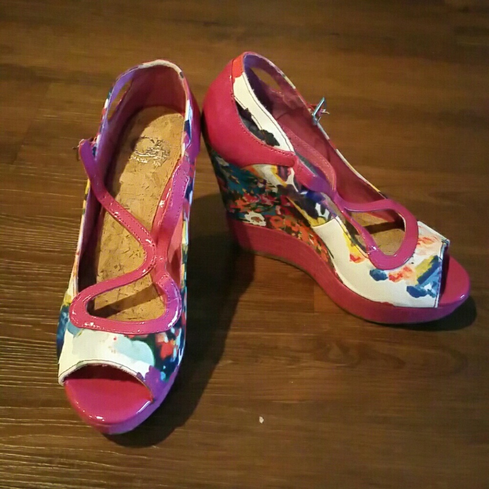 Floral Wedges