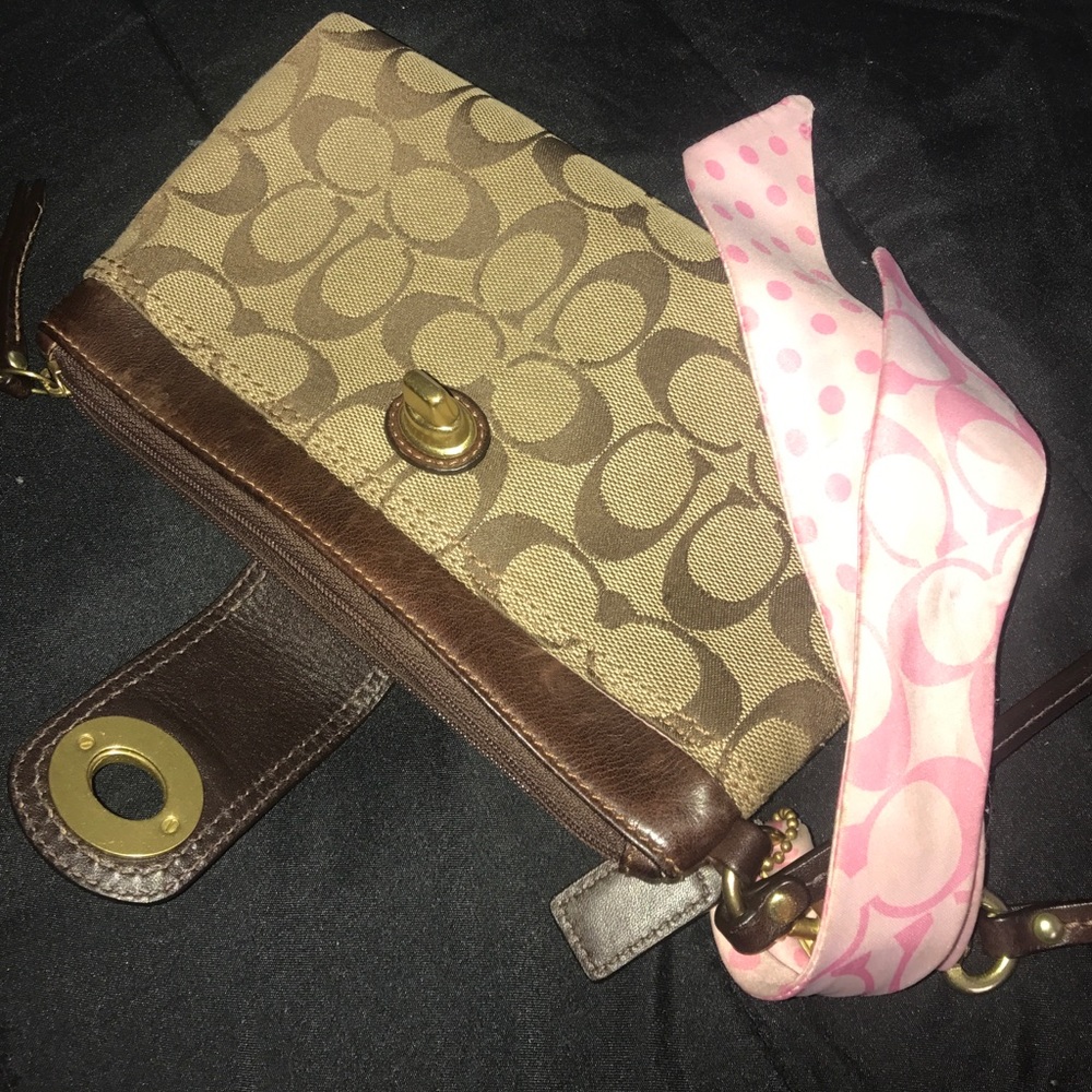 Small Coach Purse - Picture 4 of 4