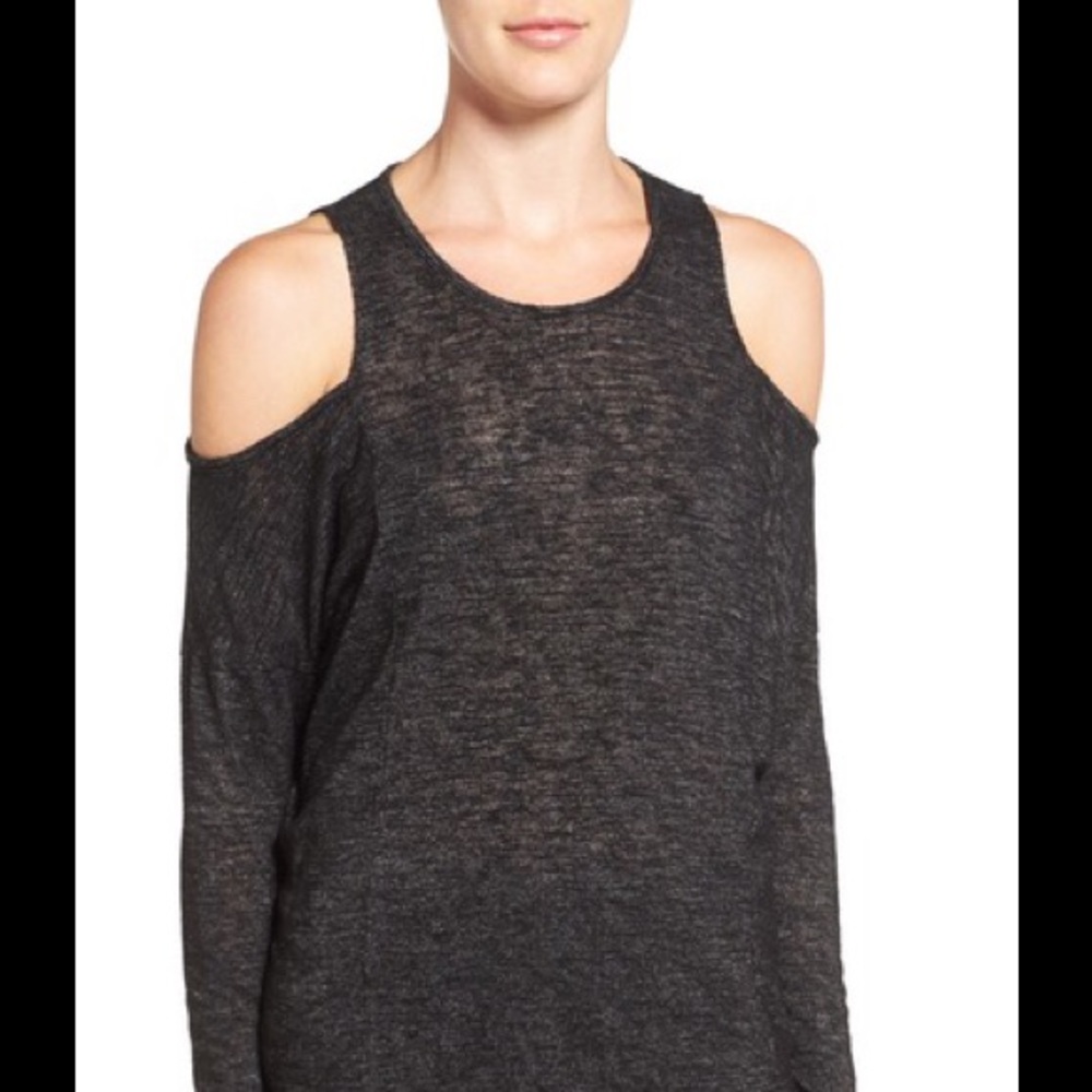 NWT Velvet by Graham and Spencer Cold Shoulder Top